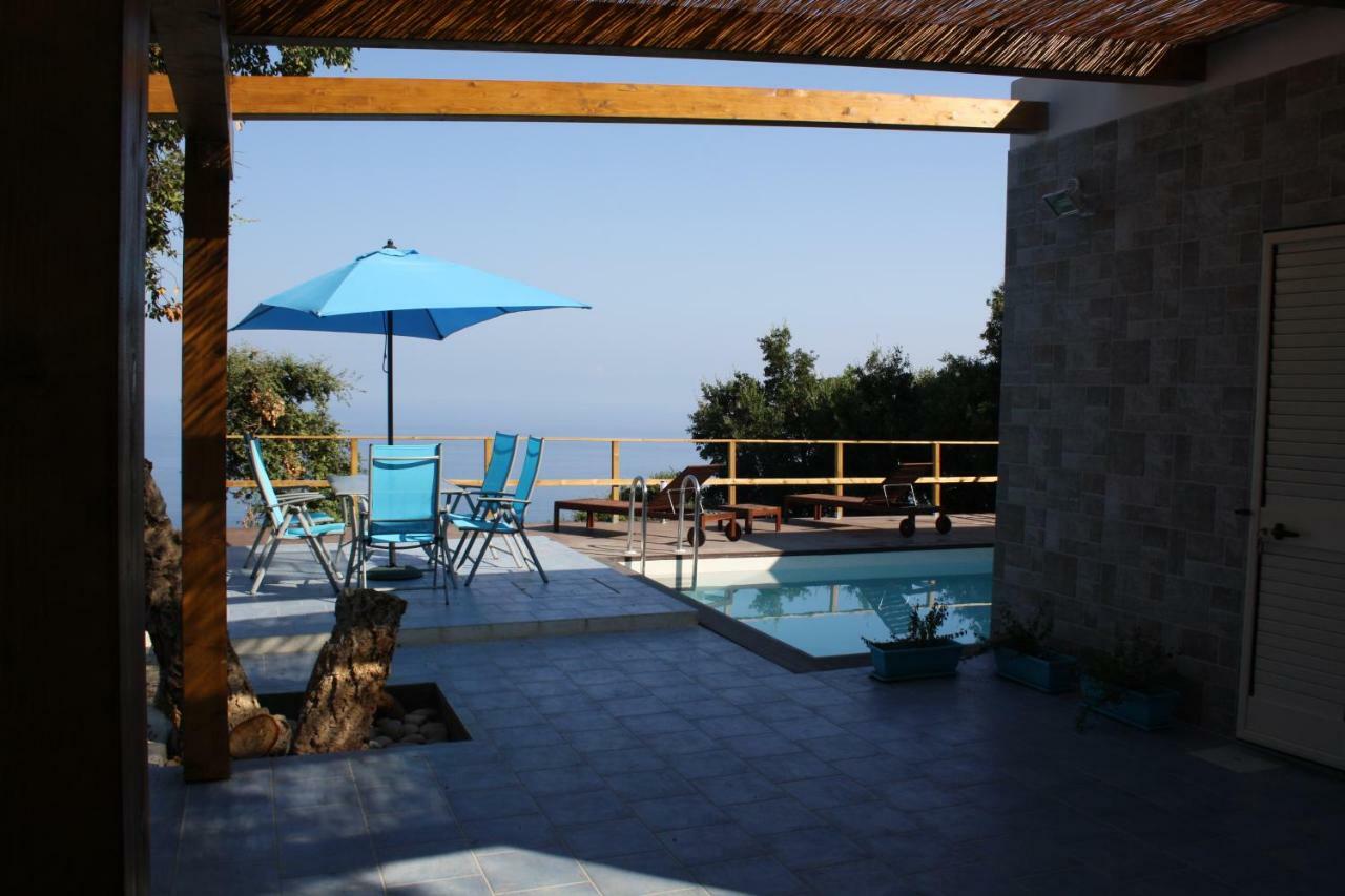 סנטו סטפאנו די קמאסטרה Villa Alice מראה חיצוני תמונה