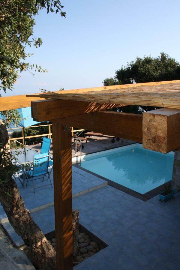 סנטו סטפאנו די קמאסטרה Villa Alice מראה חיצוני תמונה